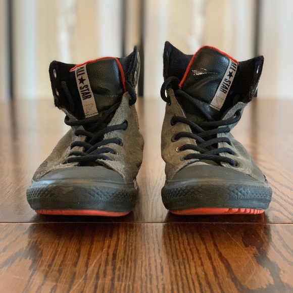 grey and red converse